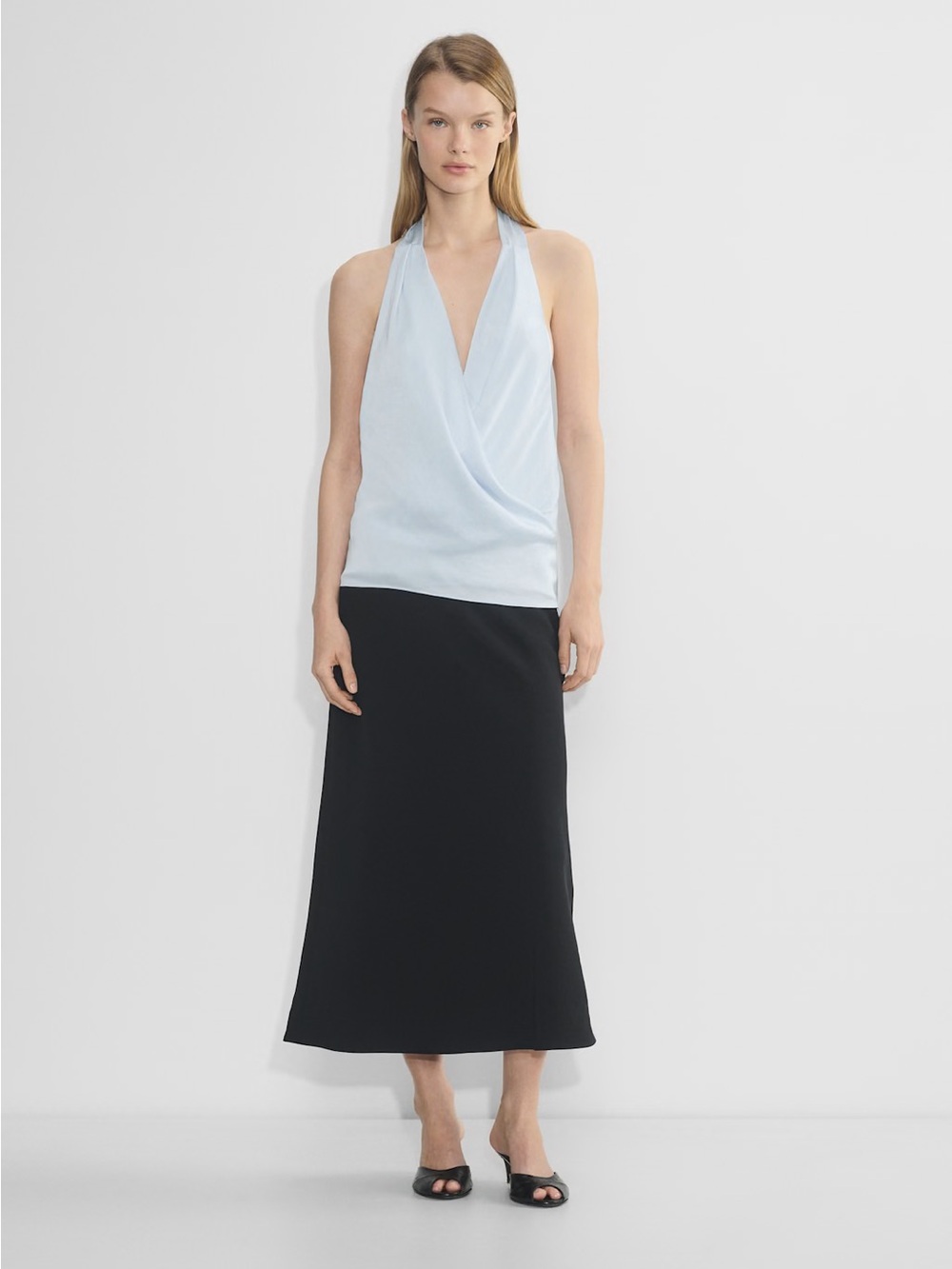 NWT Aritzia Wilfred āMartini Satin Halter Topā - Picture 7 of 15